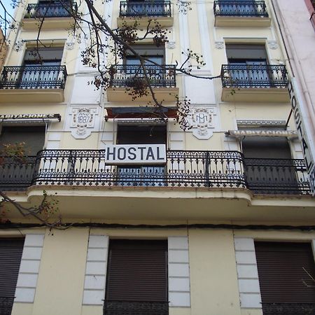 Hostel Central Zaragoza Ngoại thất bức ảnh