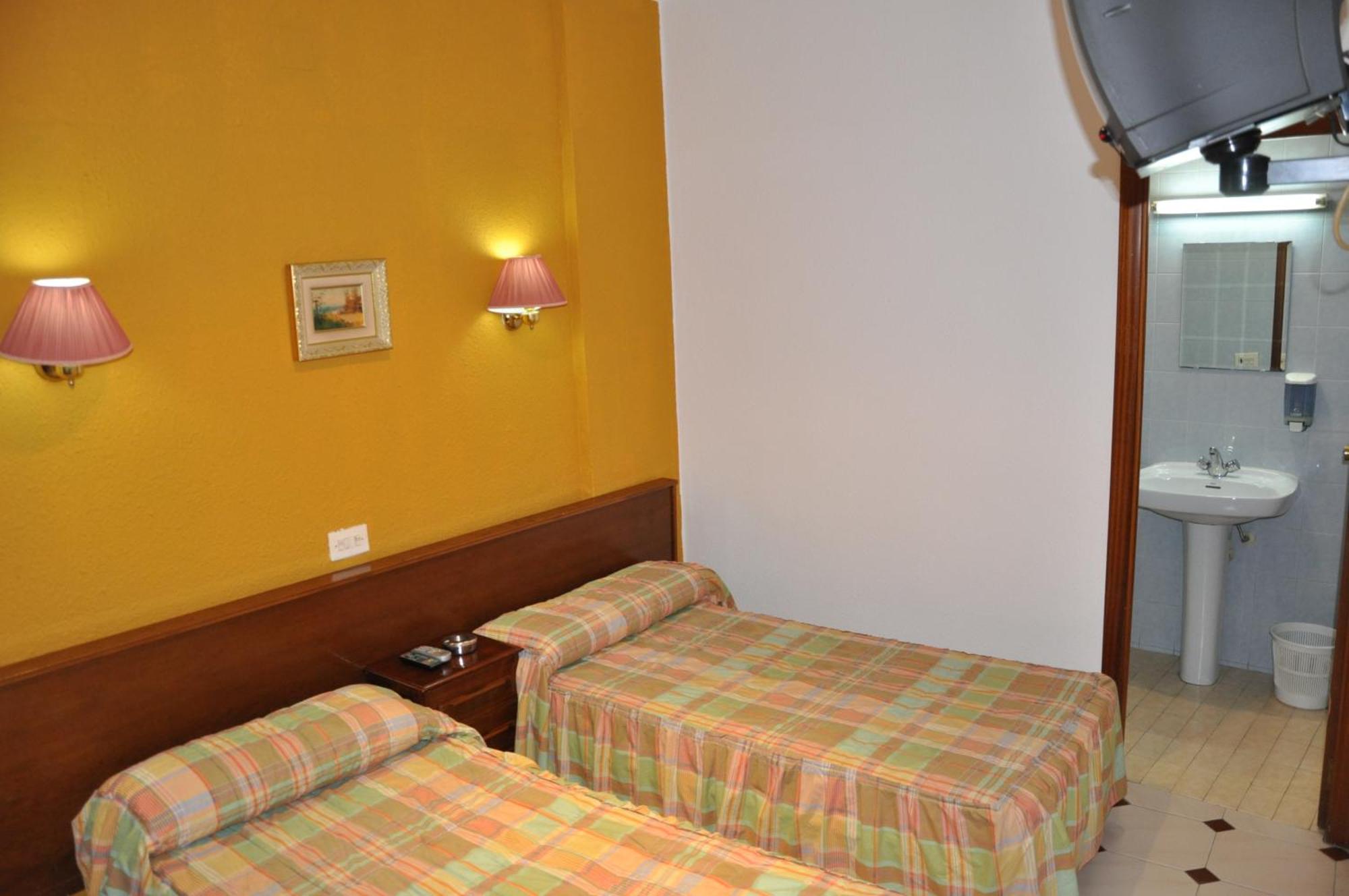 Hostel Central Zaragoza Ngoại thất bức ảnh